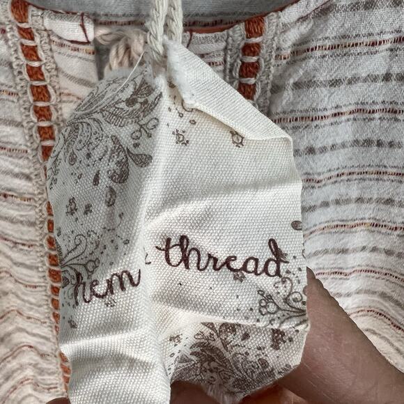 Hem & Thread Boho Peplum Ruffle Long Sleeve Pullover Top Sz L Beige Linen Cotton - Picture 9 of 11